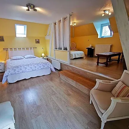 فندق Domaine Les Marronniers 4*